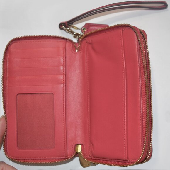 Coach Smooth Leather Double Zip Wallet Wristlet Pink Pre-owned - Picture 6 of 7